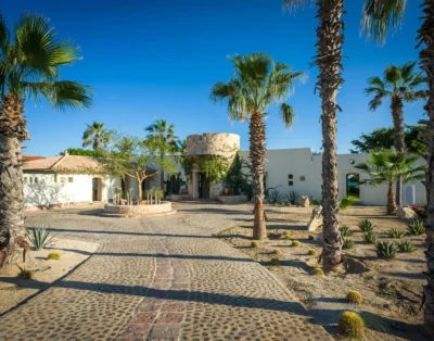 Casa Piedra Blanca